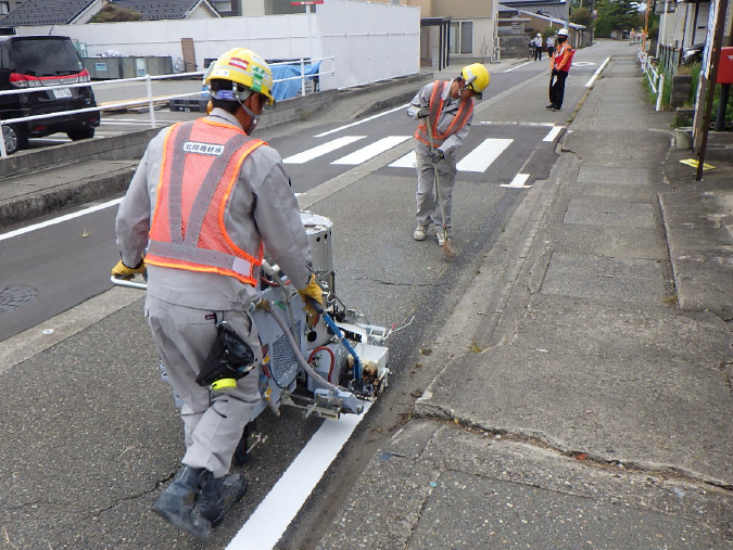 北陸機材 社員紹介